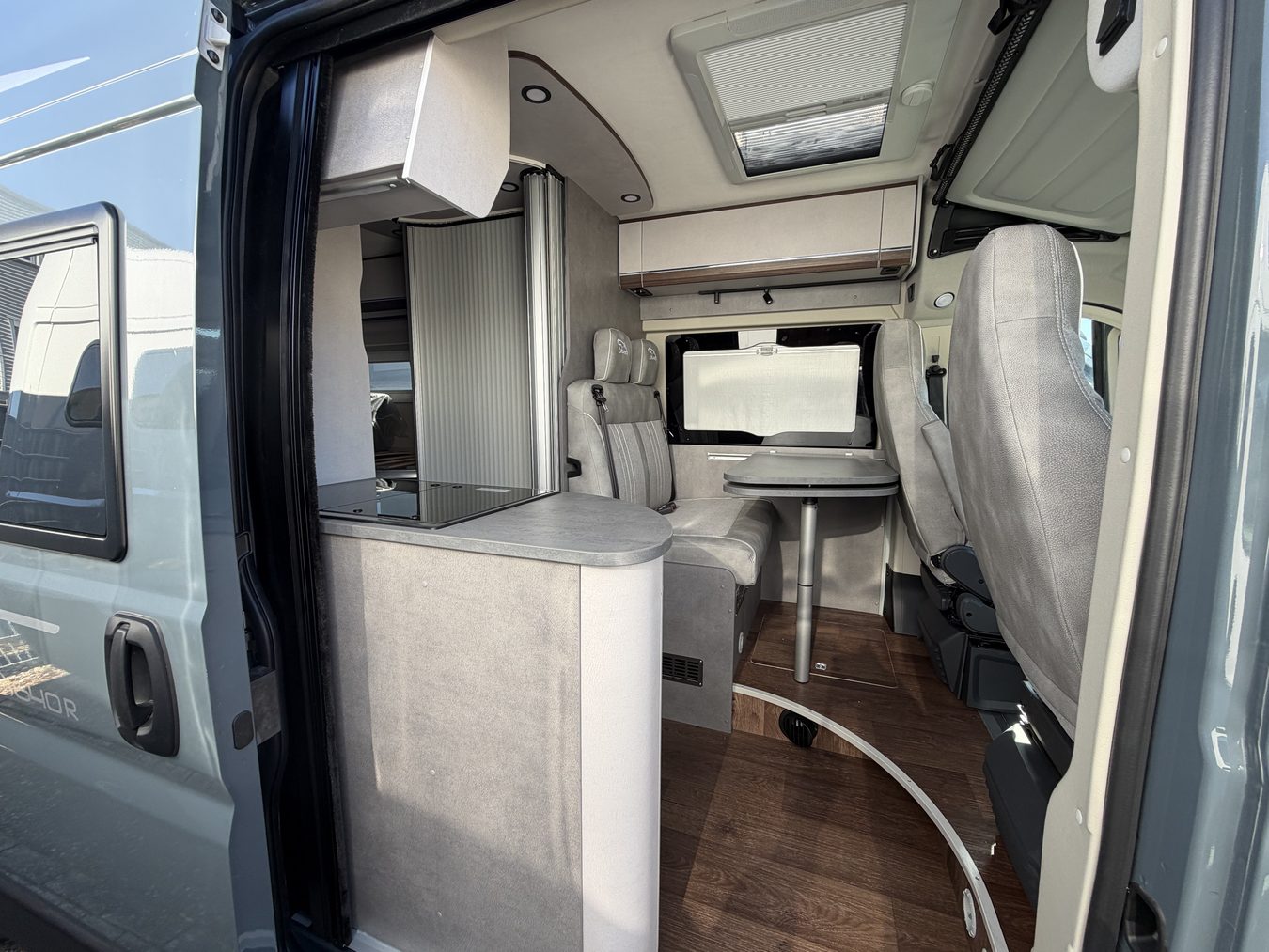 Summit Shine 640 R – Detail 1