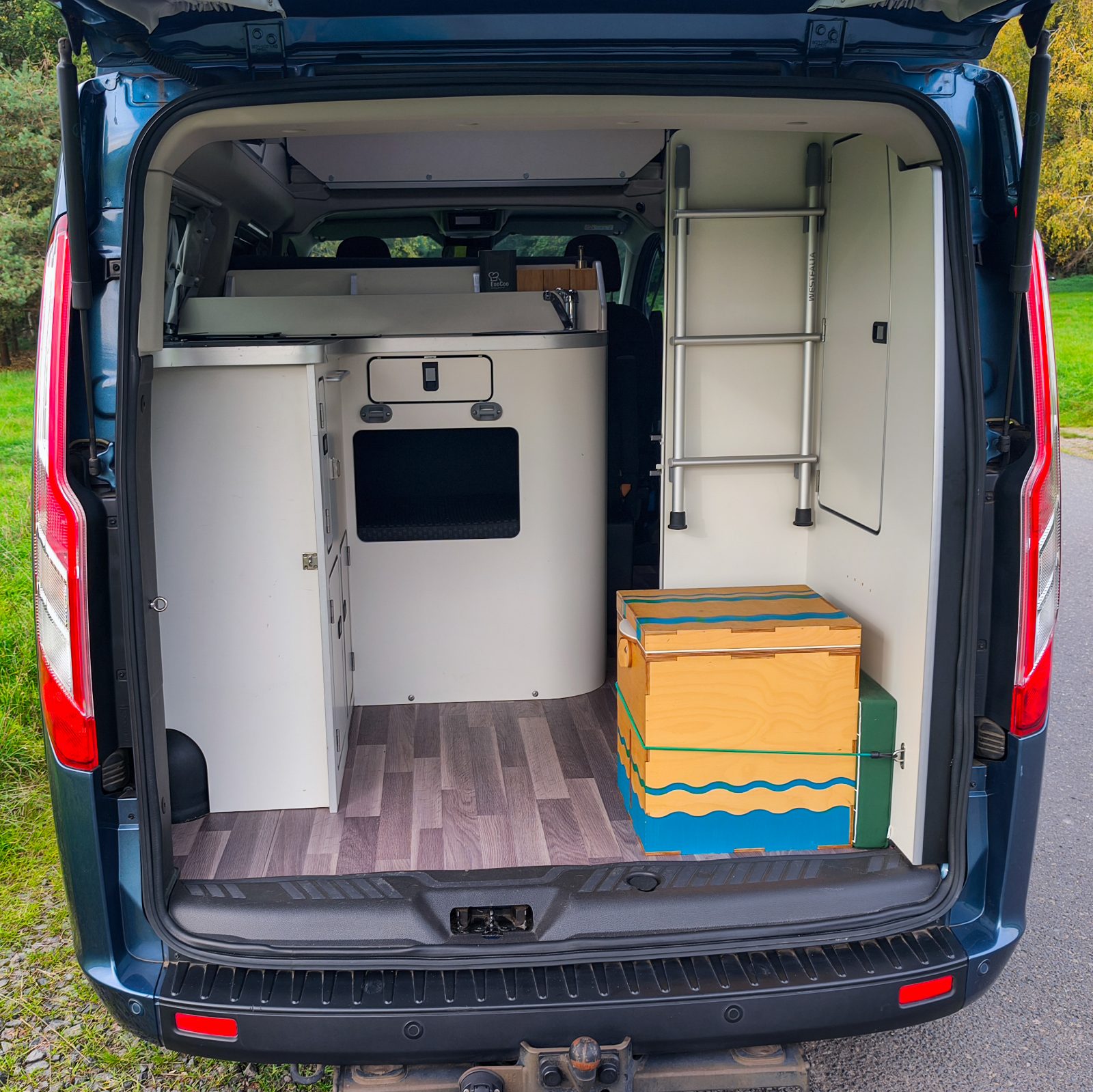 Ford Nugget Plus 4