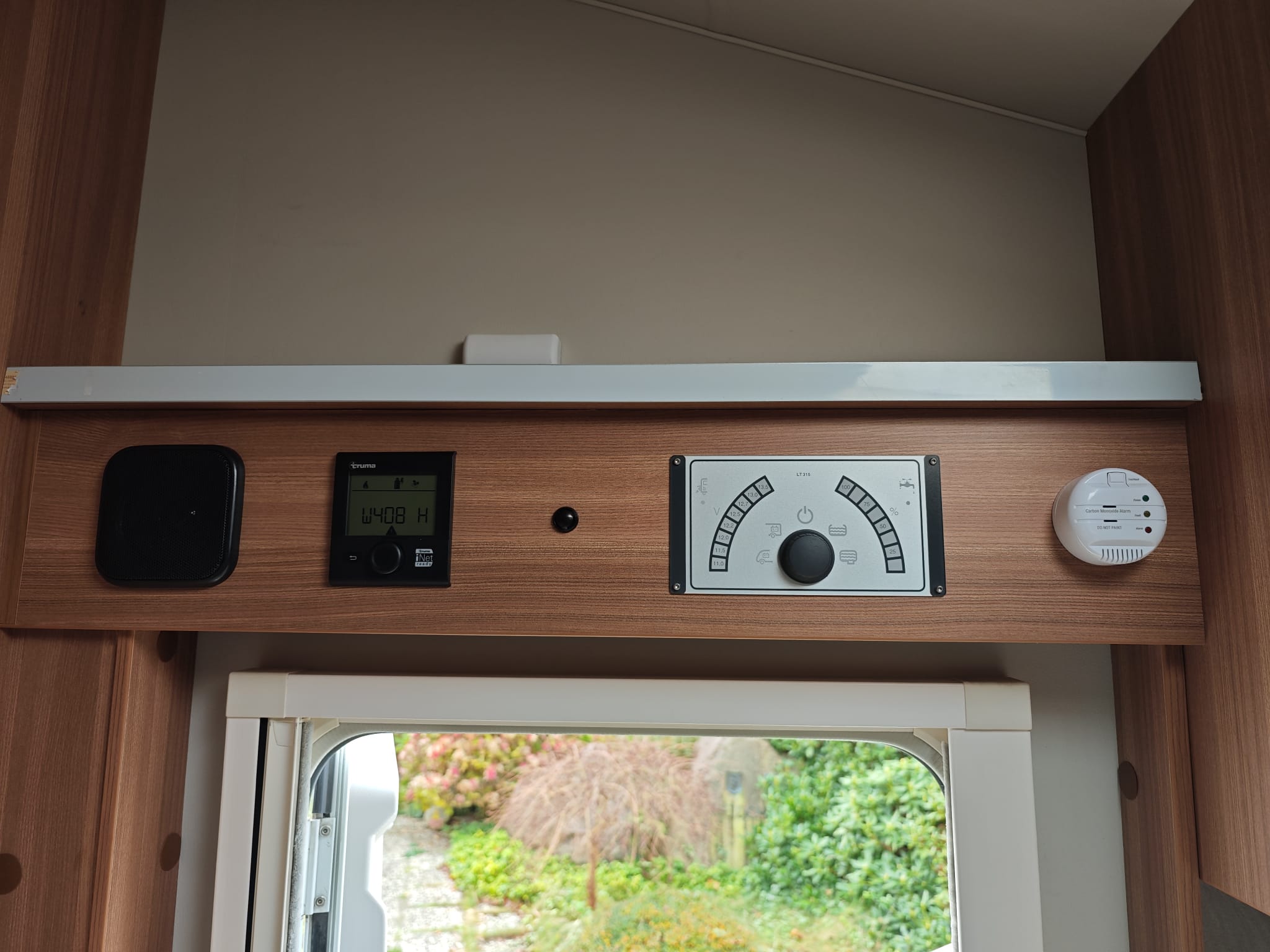 Weinsberg CaraHome 600 DKG 8