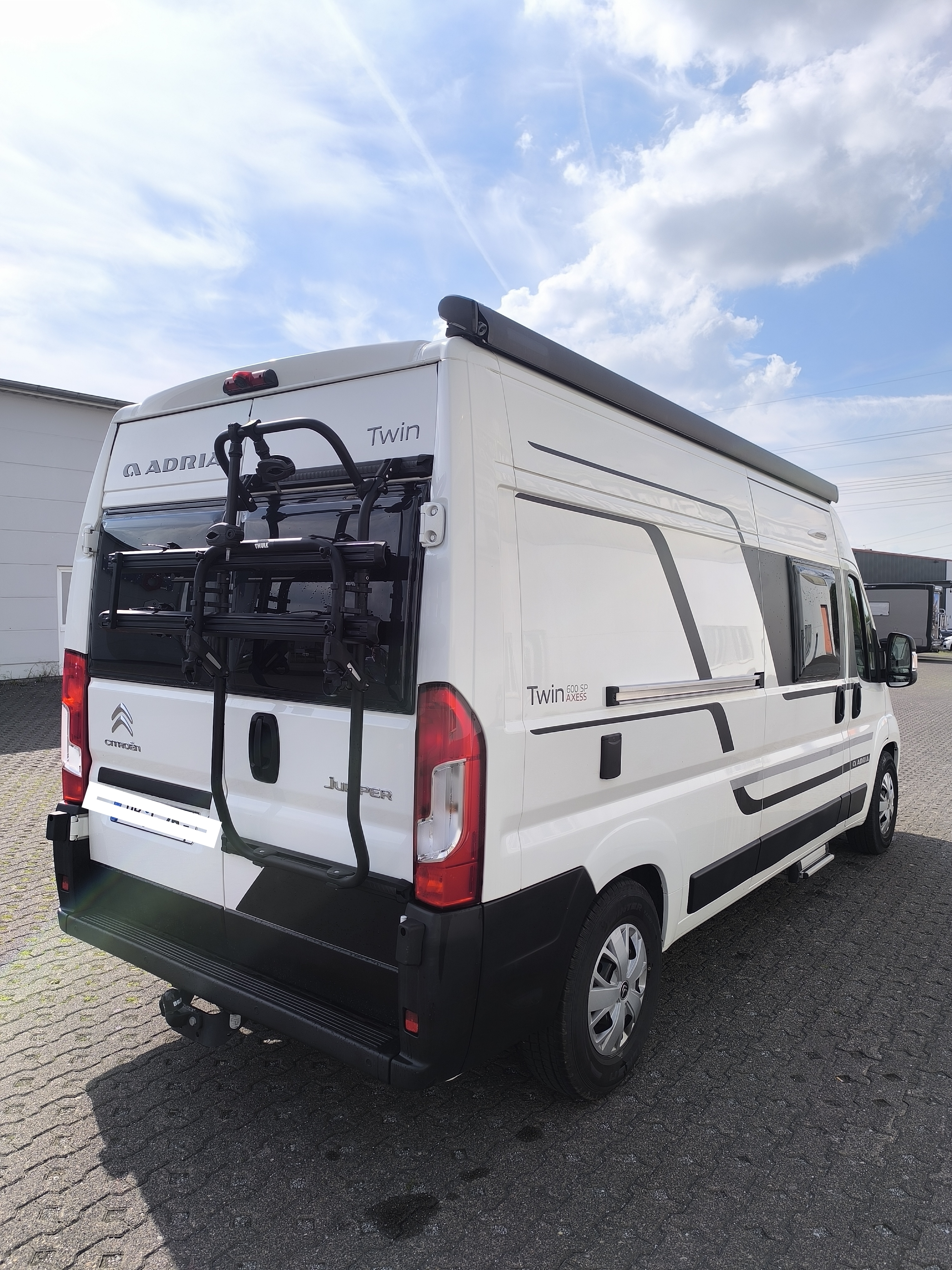 Adria Twin Axess 600 All-In 5