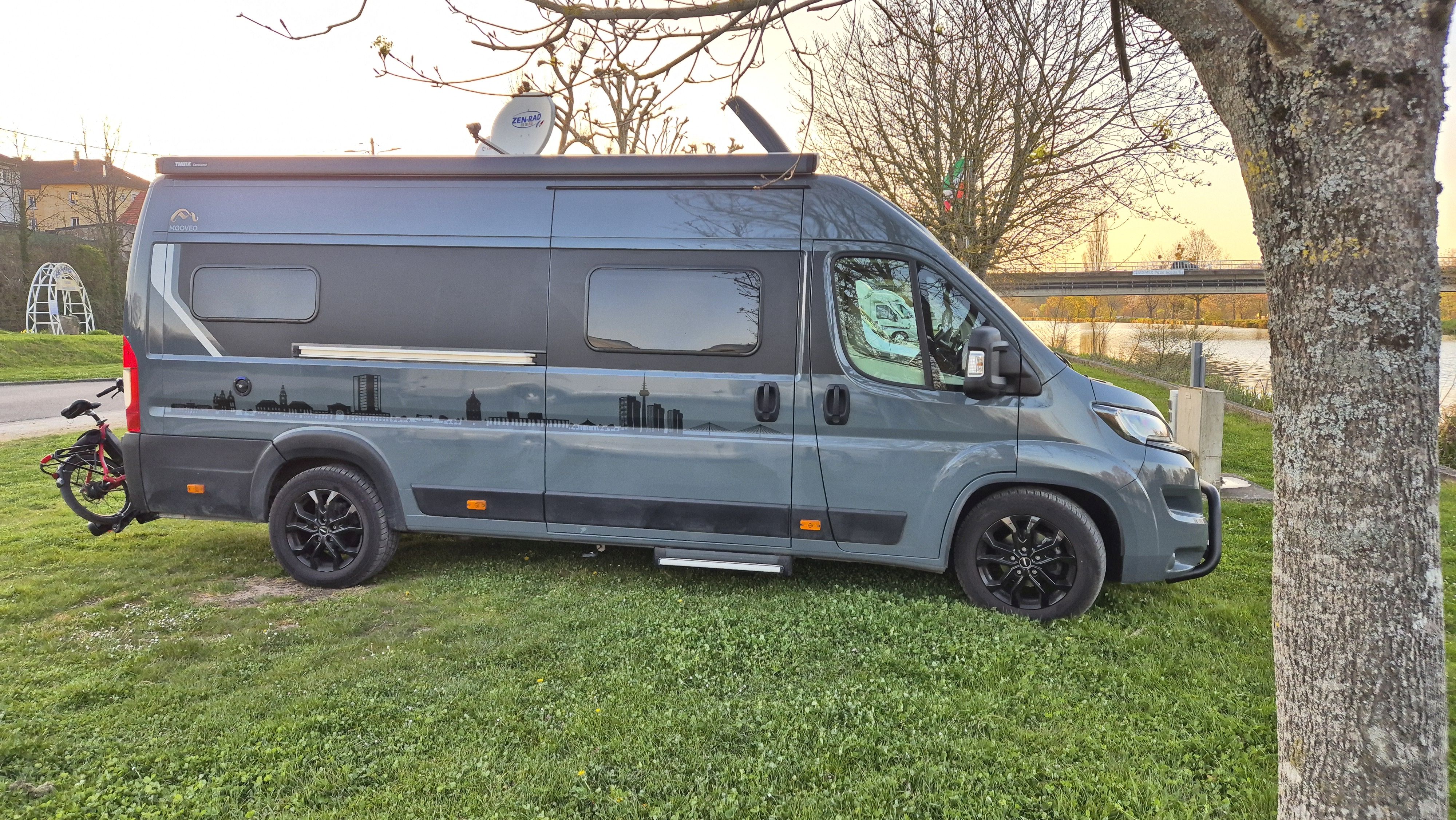 Mooveo Van 63 EB 2