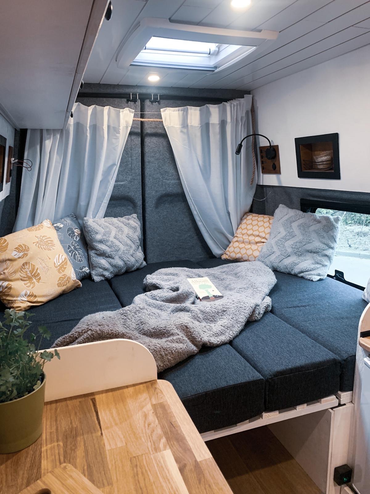 Ford Transit MK6 9