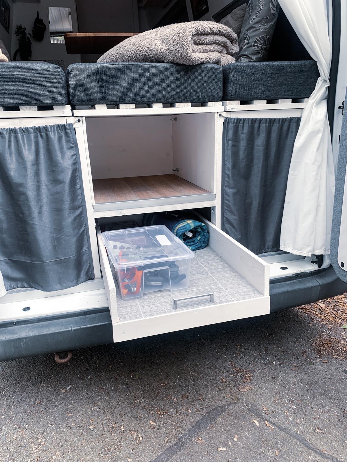 Ford Transit MK6 3