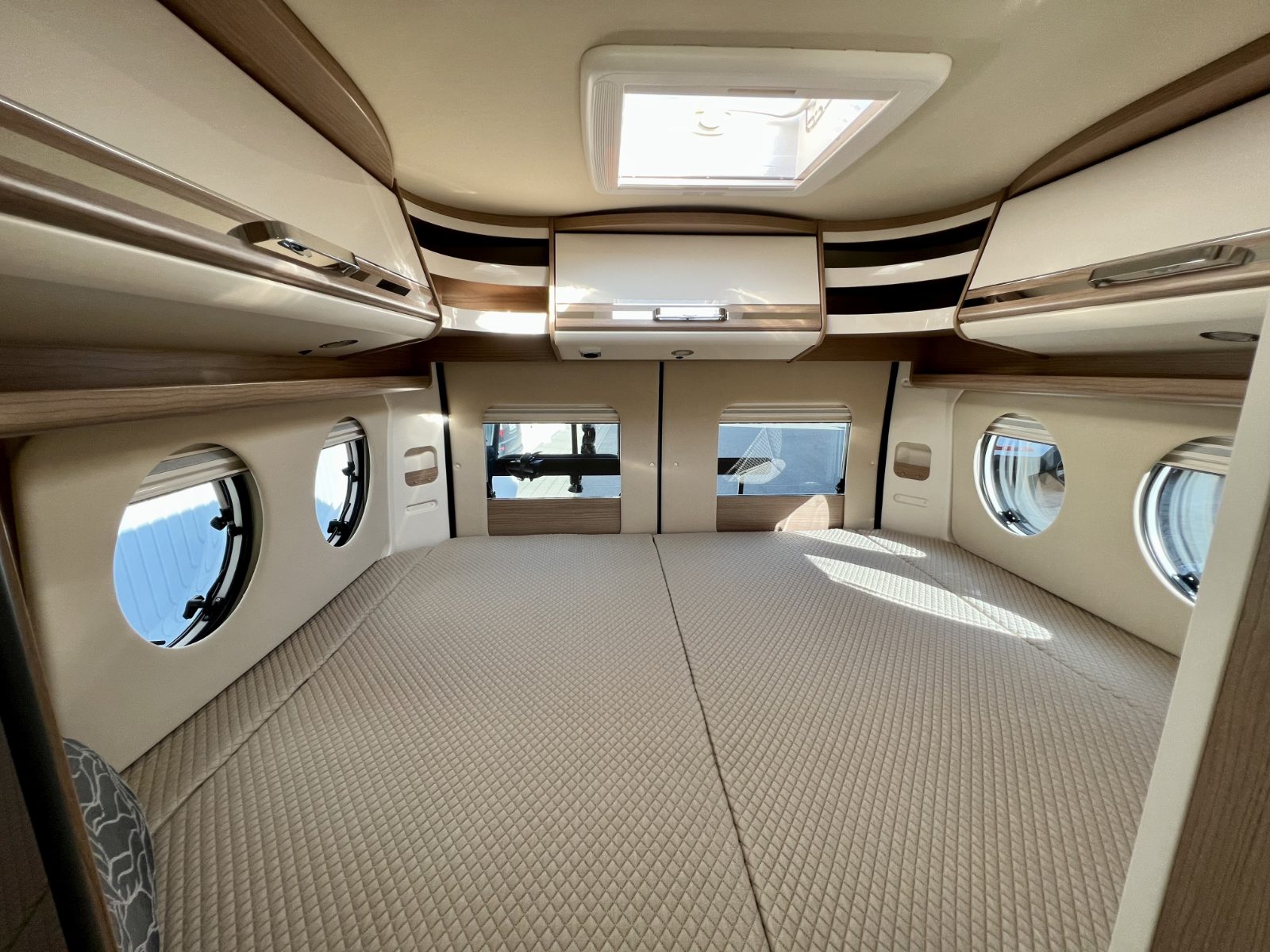 Malibu Van 600 DB GT 9