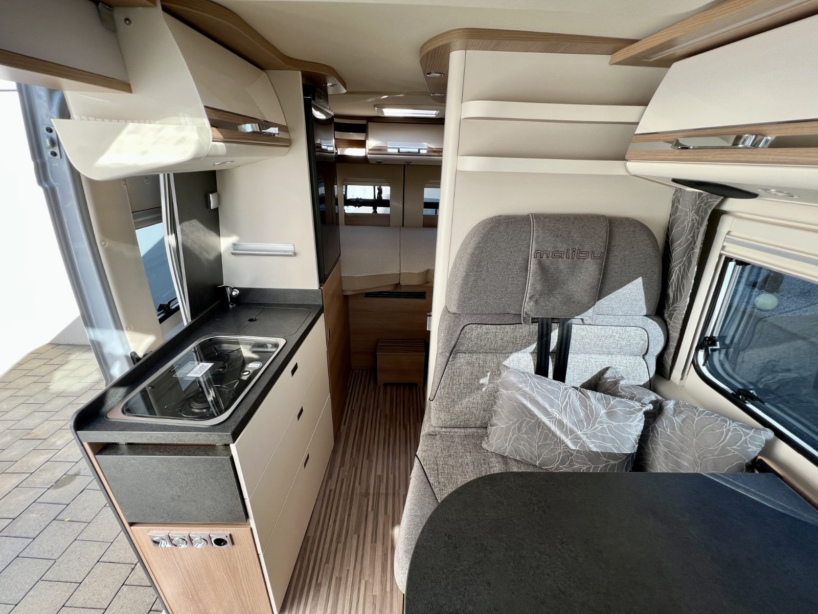 Malibu Van 600 DB GT 8