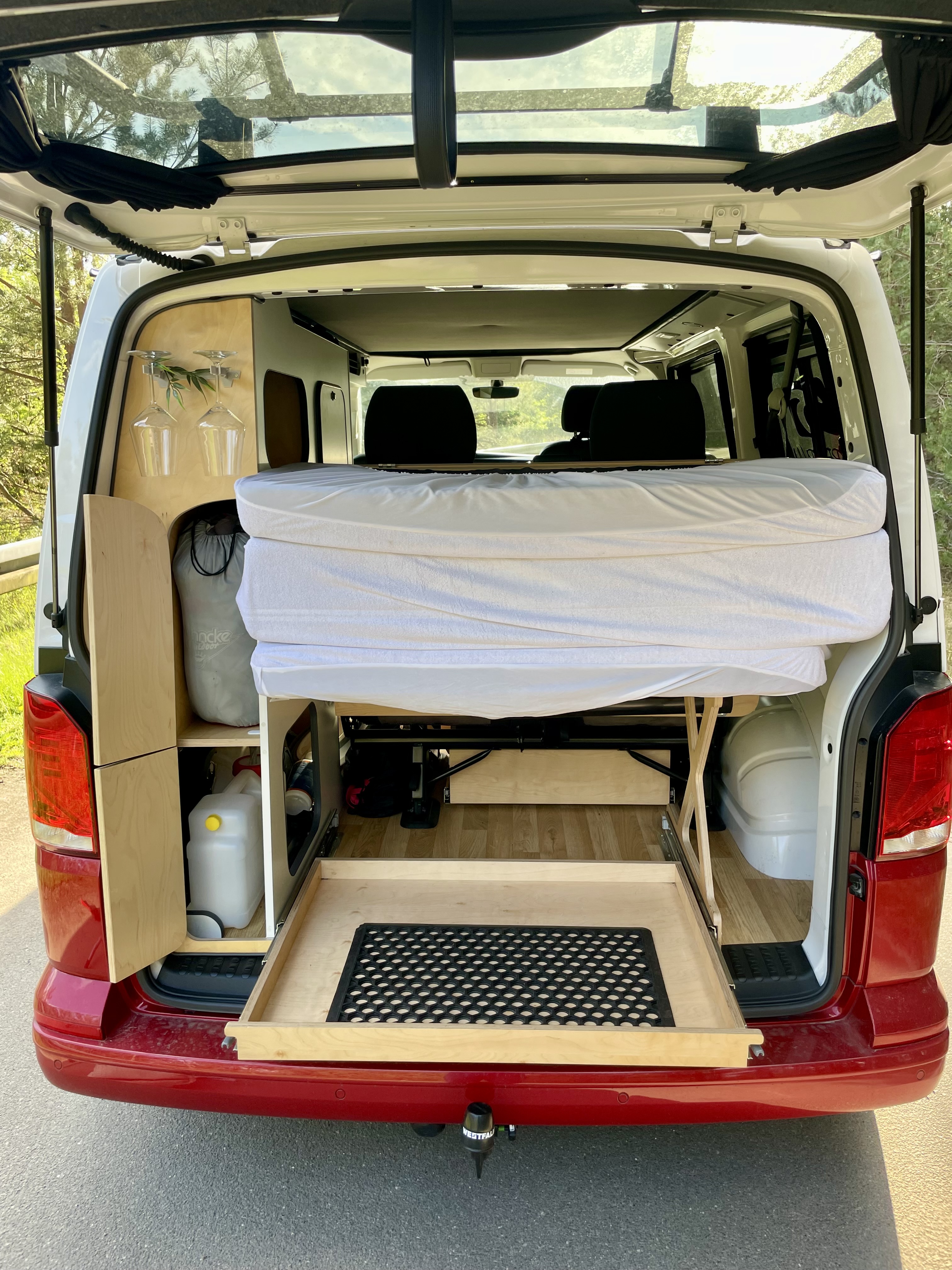 VW T6.1 Surfervan Zweite Heimat 2.0 10
