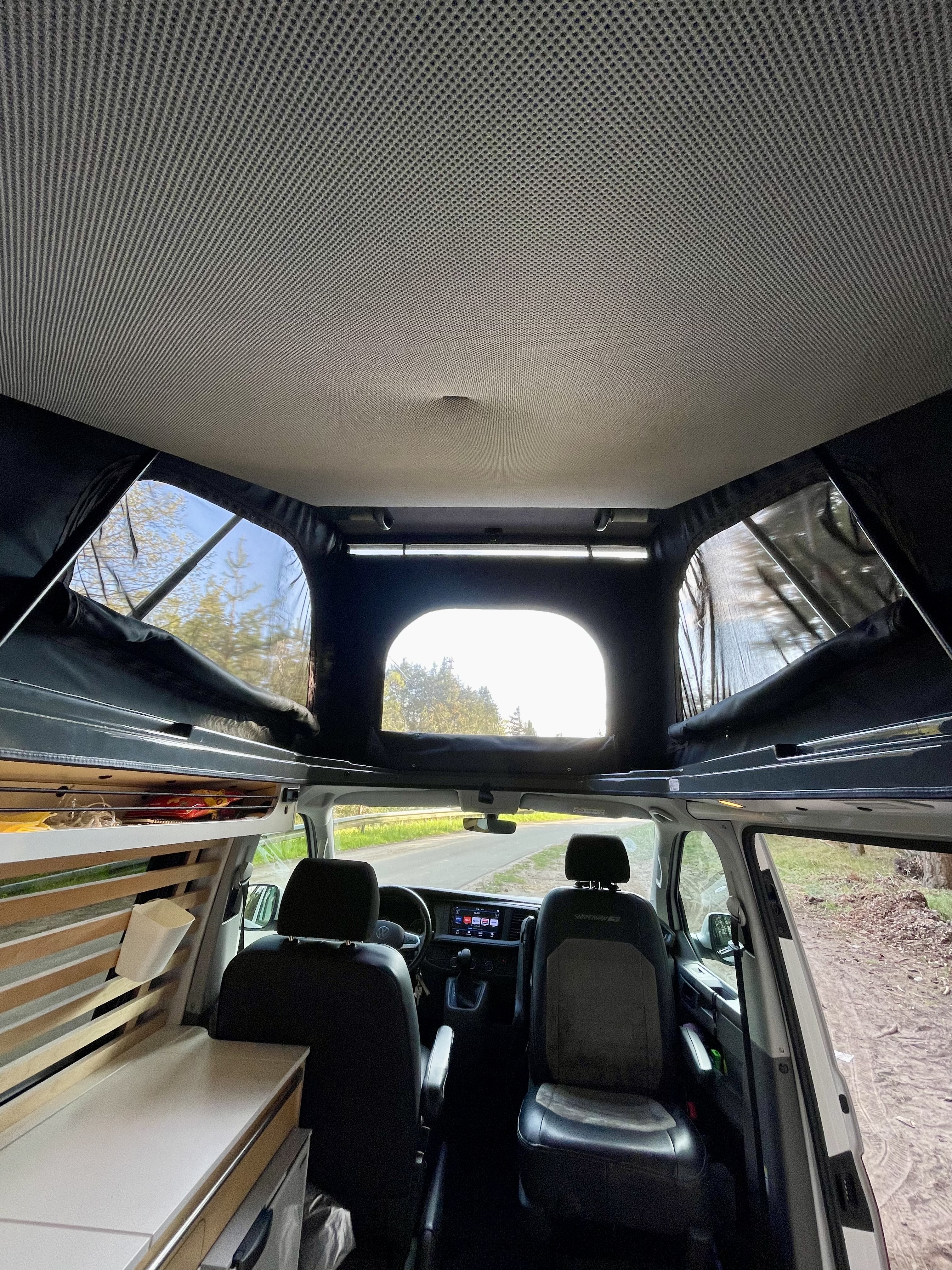 VW T6.1 Surfervan Zweite Heimat 2.0 3