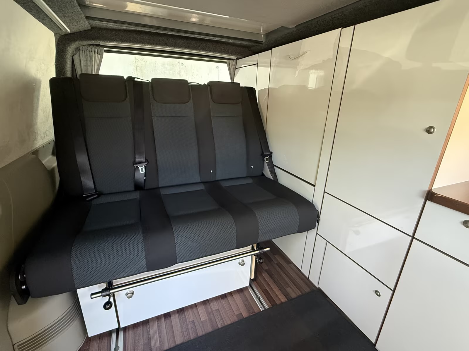 Volkswagen T6 LR 4M DSG Camper 7