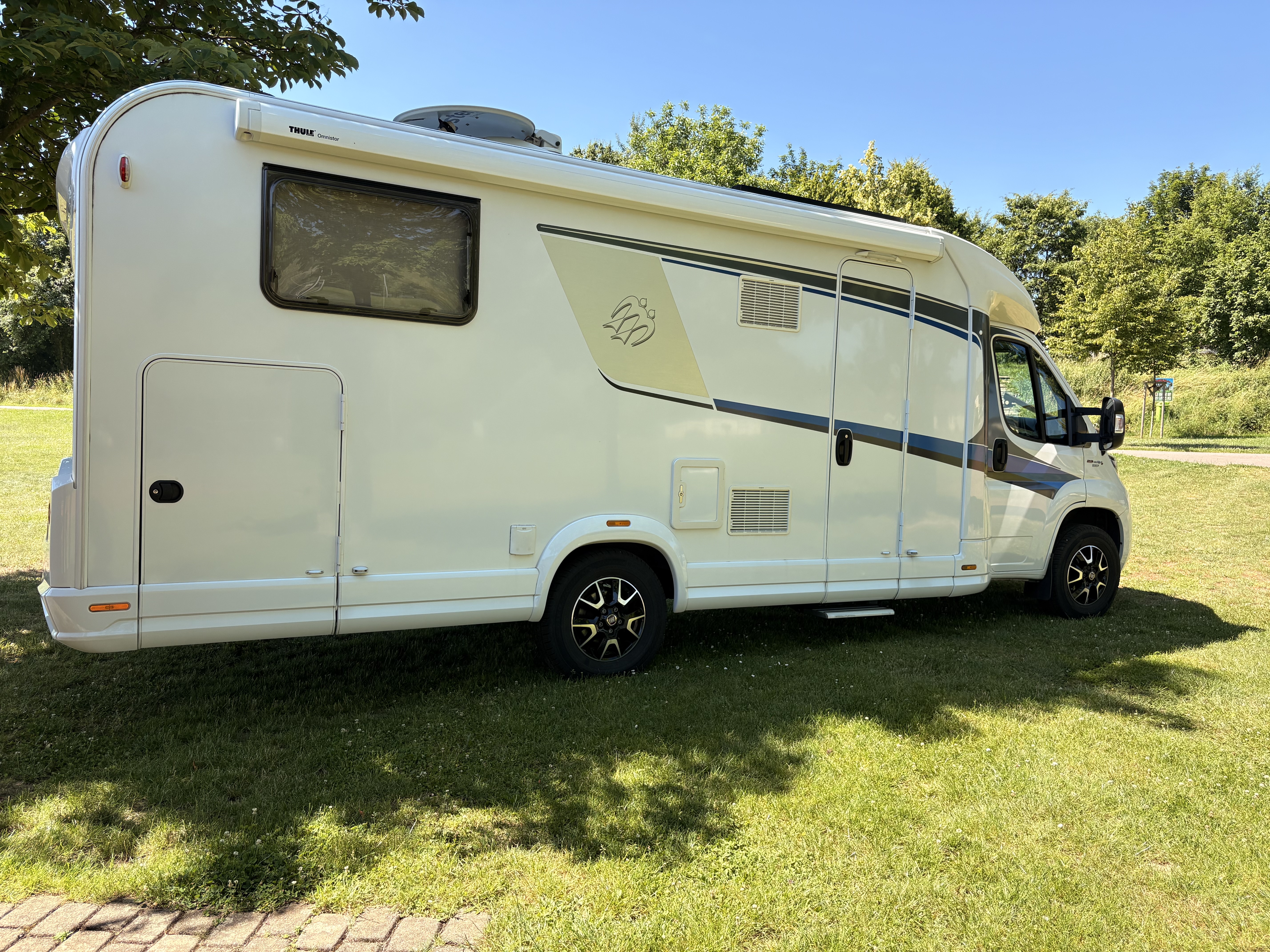 Knaus Sky TI 700 MEG 5