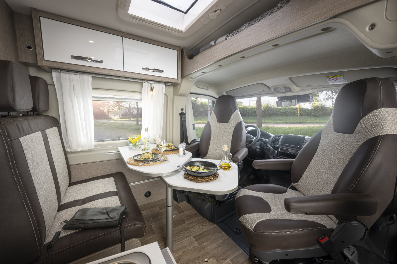 Gemütlich sitzen, auch zu viert!